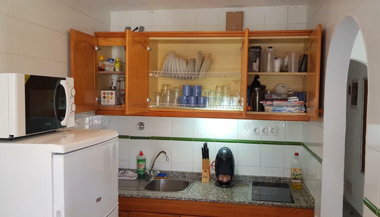 Two Bedroom Apartment 2 Min From Beach Mogan Exterior photo