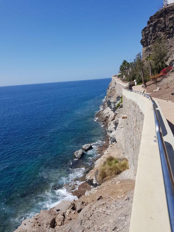 Two Bedroom Apartment 2 Min From Beach Mogan Exterior photo